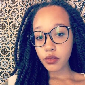 Meet your Posher, Jasmine